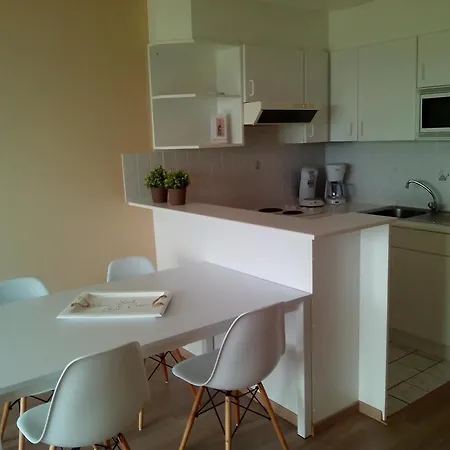 Garden Block L Apartment *